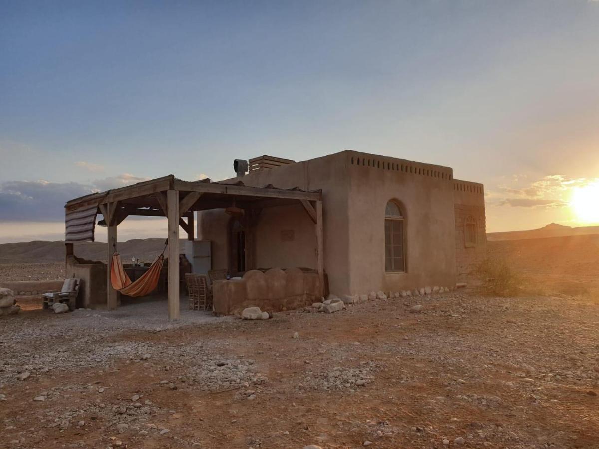 Tzukim Desert Days Mud Cabin'S Resort מראה חיצוני תמונה