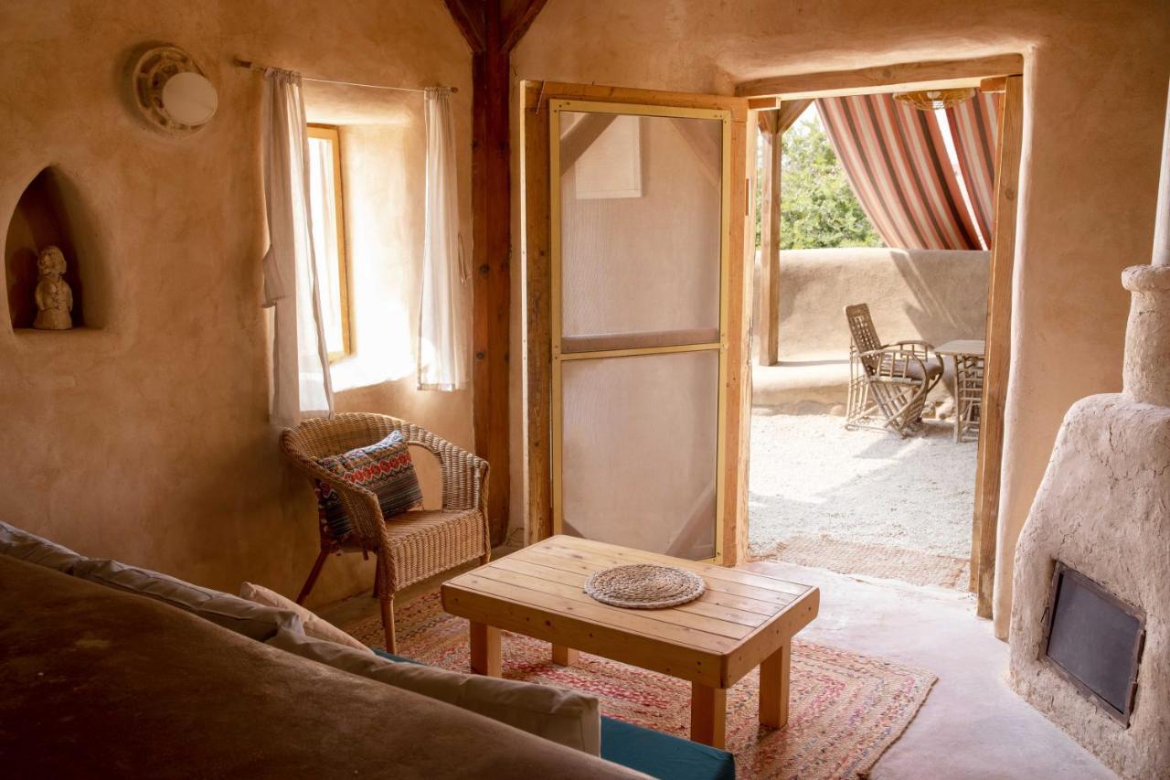 Tzukim Desert Days Mud Cabin'S Resort מראה חיצוני תמונה
