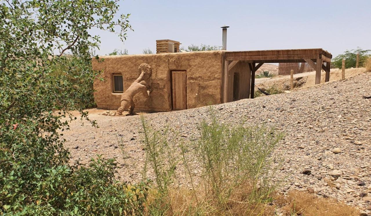 Tzukim Desert Days Mud Cabin'S Resort מראה חיצוני תמונה