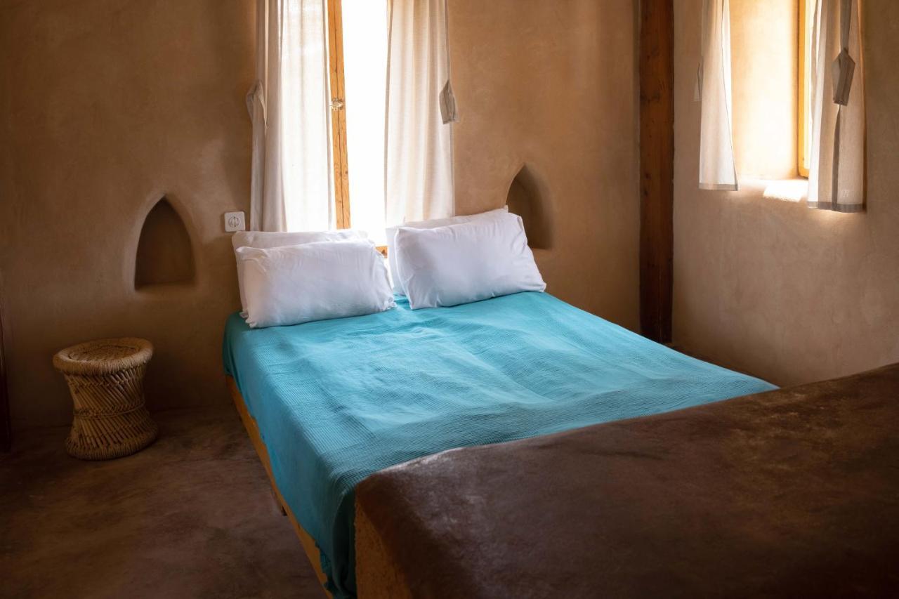 Tzukim Desert Days Mud Cabin'S Resort מראה חיצוני תמונה