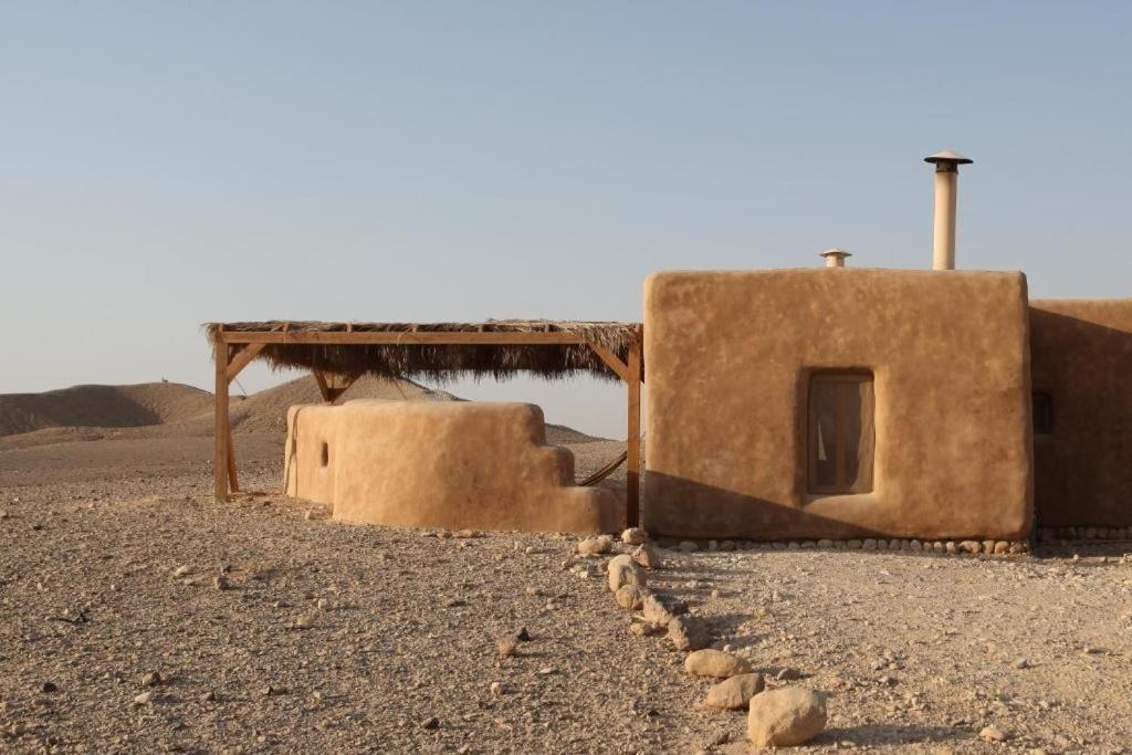 Tzukim Desert Days Mud Cabin'S Resort מראה חיצוני תמונה